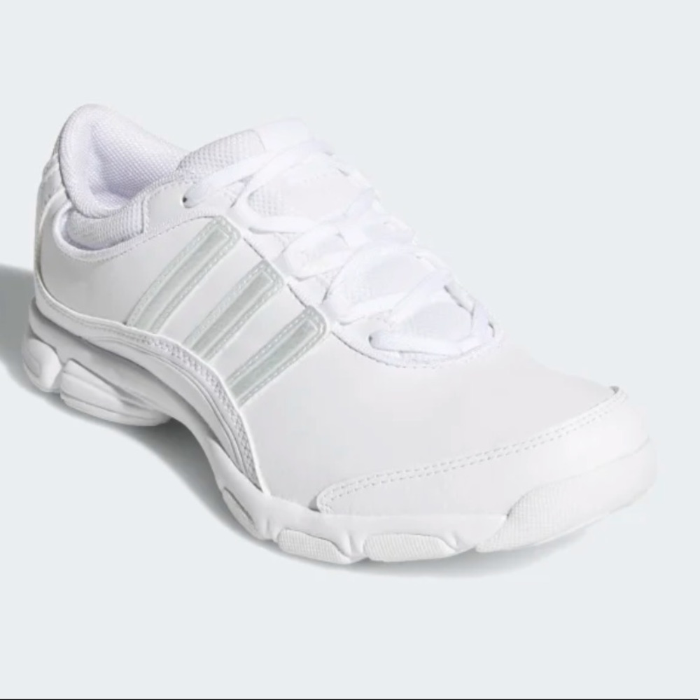 These workout shoes feature a soft leather upper with a breathable lining.